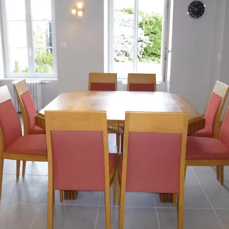 Ferienhaus In With Kitchen Saint-Marcouf