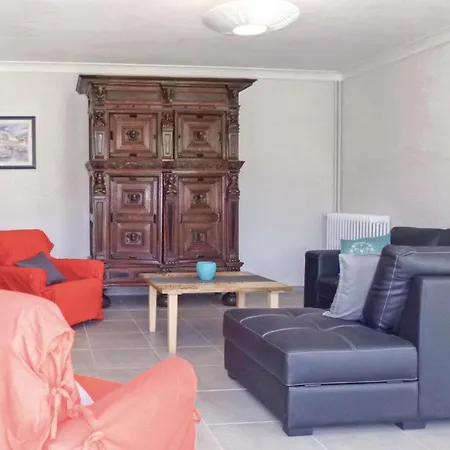 Nice Home In Saint-Marcouf With Kitchen Holiday home Saint-Marcouf